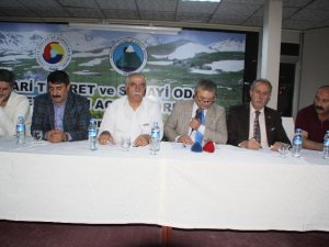 Hakkari'nin taşınması tartışmaları alevlendirdi