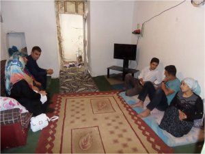 Biz Bir Aileyiz Yalnız Değilsin Hakkari