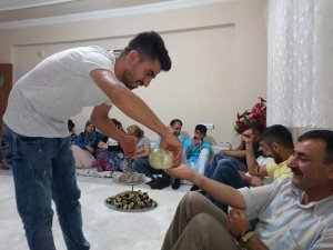 Hakkari’de bayram geleneği bozulmadı