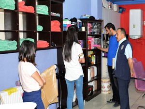 Hakkari’de kuaförler denetlendi