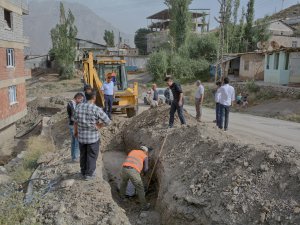 Hakkari’de altyapı ve üstyapı çalışmaları devam ediyor
