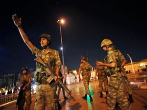 15 Temmuz resmi tatil oldu