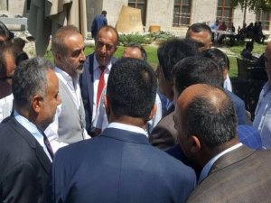 Hakkarili Sanatçı Yılmaz Erdoğan, TBMM'yi ziyaret etti