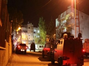 Polis Lojmanlarına Roketatarla Saldırdı