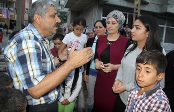 Başkan Alkan mahalleliyi ikna etti