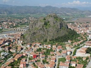 Toplantı, yürüyüş ve basın açıklaması yasaklandı