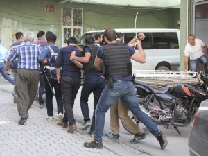 Hakkari’de 4 kişi daha serbest bırakıldı