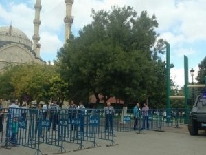 Canlı bomba alarmı verildi!