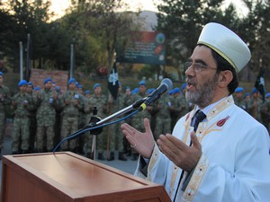 Çukurca'da şehit olan askerler için tören düzenlendi