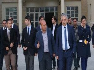 Vali Toprak hükümet konağında incelemelerde bulundu