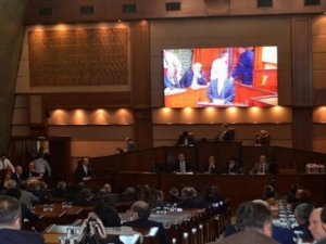 Kayyum atanan 7 belediye kardeş şehir olacak!