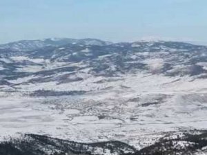 Anadağ köyünün dünya ile bağlantısı kesildi