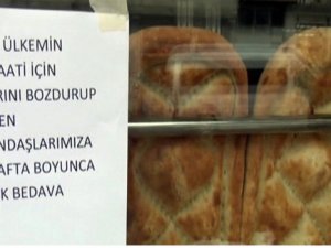 Dolar bozana kahvaltı ve ekmek bedava!