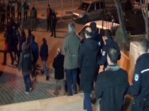 17 belediye yöneticisi tutuklandı!