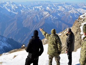 Vali Toprak Dağlıca bölgesini ziyaret etti