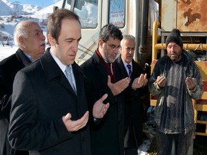 Hakkari'de su sevinci!