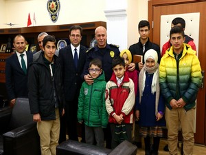 Hakkari'den polise başsağlığı ziyareti!