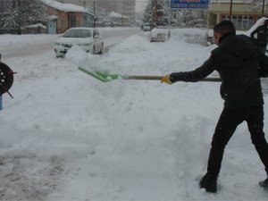Van kar esareti altında!