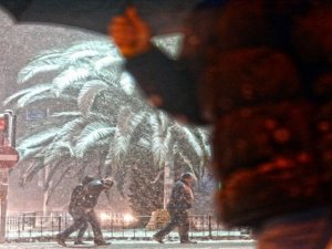 İstanbul kar esareti altında!