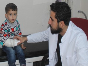 Yeni gelen doktor bir ayda 30 ameliyat yaptı!