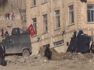 Şırnak'ta patlama 5 yaralı!