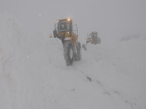 Hakkari'de 98 köy, 217 mezra yolu kapandı!