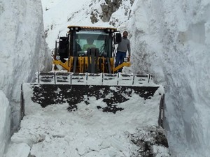 Çığların yüksekliği korkutuyor!