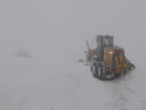 Hakkari’de 62 köy, 155 mezra yolu kapandı!