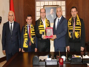 Başkan Sözen Vali Toprak'ı ziyaret etti"