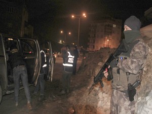 Hakkari'de 700 polisle ‘Huzur 3’ operasyonu