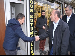 Yüksekova Kaymakam Kaşıkçı esnafı ziyaret  etti!