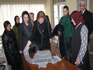 Vali eşi  Dr. Funda Toprak ADSM’yi ziyaret etti!