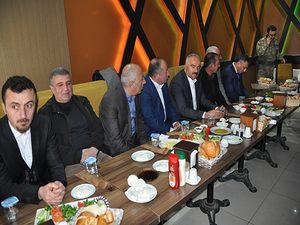 Kaymakam Kaşıkçı STK'lılar ile bir araya geldi