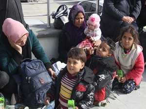 50 Afganistanlı Hakkari’ye geldi!