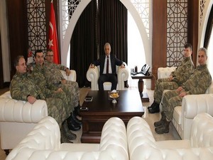 Tümen Komutanı Tokel'den Vali Toprak'a ziyaret!