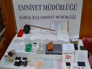 vatandaşları muska yaparak tedavi ediyormuş