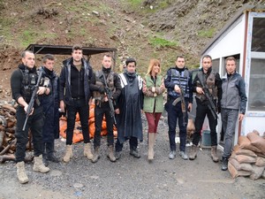 Sanatçı Gülben Ergen’den Hakkari’ye sürpriz ziyaret