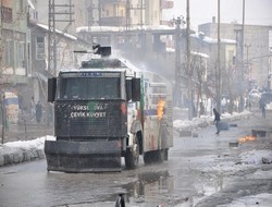 Yüksekova'da olaylar çıktı