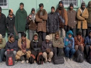 Sınırı geçen 24 şahıs jandarma tarafından yakalandı!