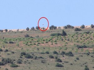 Sınıra Rus bayrağı çekildi!