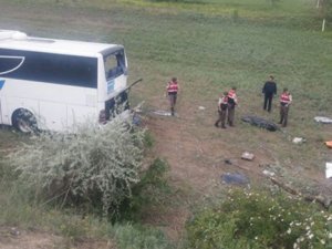 Otobüs kazası; 8 ölü, 32 yaralı!