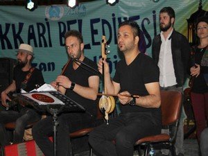 Dilden gönüllere çok dilli konsere büyük ilgi!