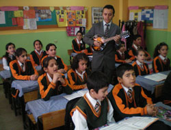 Öğrenciler mandolin ile tanıştı