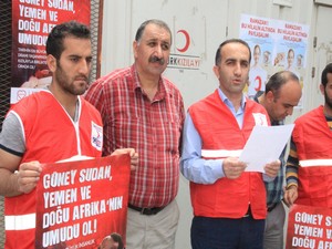 Hakkari Kızılay’dan basın açıklaması!