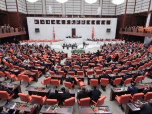 Anayasa Uyum Paketi TBMM’ye sunuldu