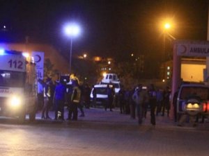 Askeri konvoya roketli saldırı: 1 şehit, 5 yaralı!