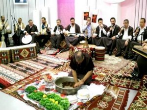 Urfa sıra gecesi Hakkarililerle buluşuyor!