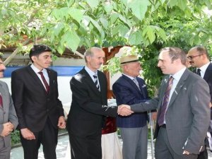 Hakkari'de resmi bayramlaşma töreni yapıldı!