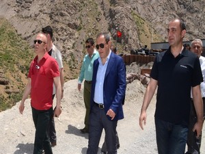 Emniyet genel müdür yardımcısı Hakkari’yi ziyaret etti!