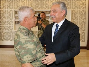 Korgeneral Çetin Hakkari'de ziyaretlerde bulundu!